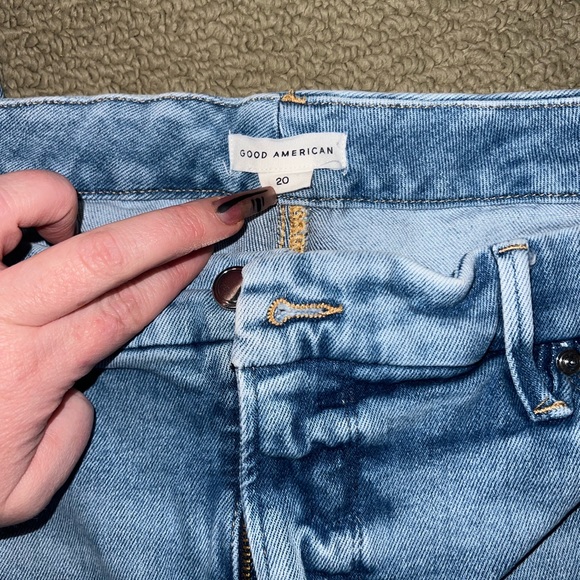 GOOD AMERICAN SIZE 20 high rise good legs jean - Picture 6 of 8